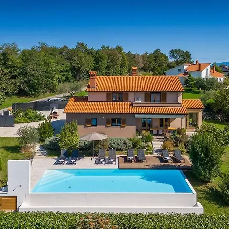 Brdo By Istrialux Trviz