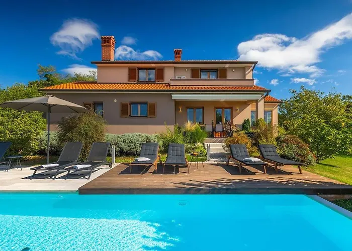 Brdo By Istrialux * Trviz